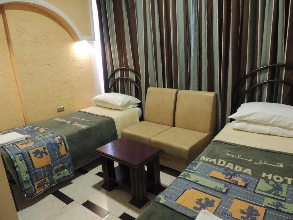 Madaba Hotel Ngoại thất bức ảnh